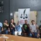 Penasehat tergugat memberikan keterangan pers terkait putusan penolakan hakim terkait gugatan stafsus Andi Sudirman Sulaiman kepada media dan jurnalis, Selasa, 21 Mei 2024