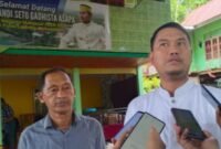 Bakal calon Wali Kota Makassar Andi Seto Gadista Asapa (ASA) buat basis di Kelurahan Lakkang, Kecamatan Tallo, Makassar. (Foto: Kaukusnews.id)
