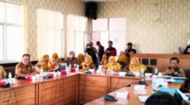 Suasana rapat Komisi II DPRD Bone bersama OPD. (Foto: Humas DPRD Bone)