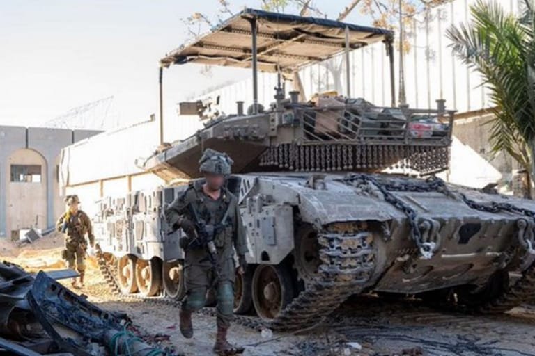 Dengan segera dikirimkan paket tempur senilai 1 miliar dolar Amerika, menandakan pihak Amerika restui Israel serang habis-habisan Rafah. (Foto: X-@ArmyRecognition)
