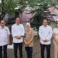 Ketua Projo Sulsel Herwin, Nini Ala bersama Wali Kota Makassar  selaku Ketua Dewan Pembina Projo Sulsel, Mohammad Ramdhan 'Danny' Pomanto melakukan pertemuan dengan Presiden Jokowi di salah satu hotel di Bira, Kabupaten Bulukumba, Jumat, (5/7/2024).