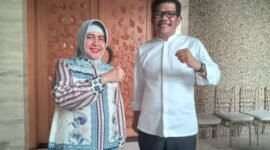 Bakal calon Wali Kota Makassar, Indira Yusuf Ismail bersama Ketua PKB Sulsel, Azhar Arsyad. (Foto: Istimewa)