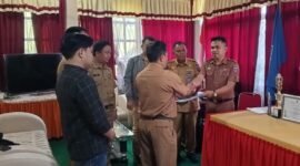 Polemik SK ganda SDN 002 Aralle telah mencapai mufakat legalitas yang sah (Foto : Istimewa)