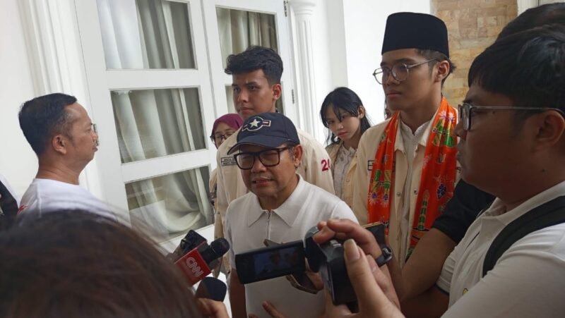 Menko Bidang Pemberdayaan Masyarakat, Abdul Muhaimin Iskandar atau Cak Imin menyatakan proses untuk mewujudkan program Sekolah Rakyat sedang digarap Kemensos.