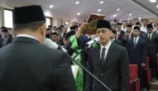 Wali Kota Makassar, Munafri Arifuddin, secara resmi melantik Dr. Andi Zulkifli Nanda sebagai Sekda Kota Makassar di Balai Kota, Rabu (28/5/2025). (ist)