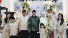 Munafri Arifuddin bersama Ketua TP PKK Makassar, Melinda Aksa, menggelar acara open house di Rumah Jabatan Wali Kota. (ist)
