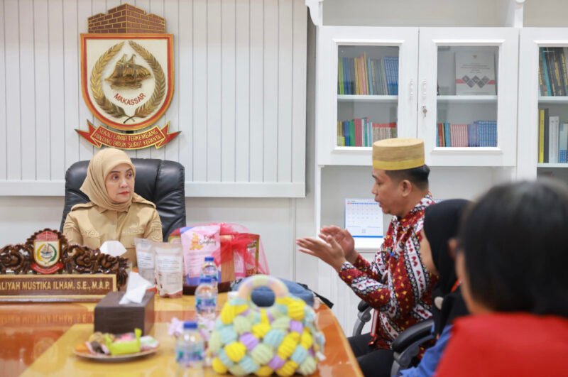 Wakil Wali Kota Makassar, Aliyah Mustika Ilham menerima audiensi dari Komunitas Ridoh Challenge bersama sejumlah pelaku UMKM. (ist)
