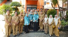 Melinda Aksa bersama pengurus TP PKK tingkat kelurahan dan Kecamatan Mamajang, Mariso, dan Tamalate. (ist)