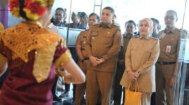 Wali Kota Makassar, Munafri Arifuddin bersama Wakil Wali Kota Aliyah Mustika Ilham dan Ketua TP PKK Makassar, Melinda Aksa menghadiri launching Gerai UMKM yang digelar di Hotel Gammara. (ist)