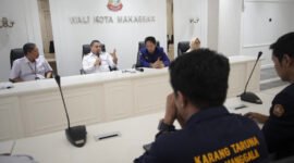 Wali Kota Makassar, Munafri Arifuddin, menerima audiensi dari pengurus Karang Taruna Kota Makassar di Kantor Balai Kota. (ist)