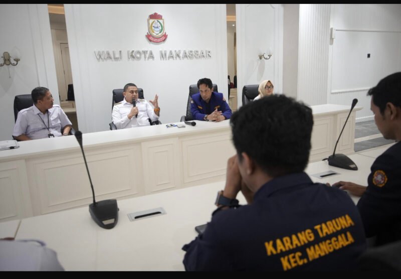 Wali Kota Makassar, Munafri Arifuddin, menerima audiensi dari pengurus Karang Taruna Kota Makassar di Kantor Balai Kota. (ist)