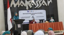 Ketua TP PKK Kota Makassar, Melinda Aksa, saat membuka Sosialisasi Kampung Mandiri yang dirangkaikan dengan penandatanganan kerja sama antara TP PKK dan Politeknik Pertanian Negeri Pangkep di Baruga Rujab Wali Kota. (ist)