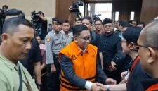 Sekretaris Jenderal DPP PDI Perjuangan, Hasto Kristiyanto, dituntut 7 tahun penjara oleh Jaksa Penuntut Umum (JPU) Komisi Pemberantasan Korupsi (KPK).