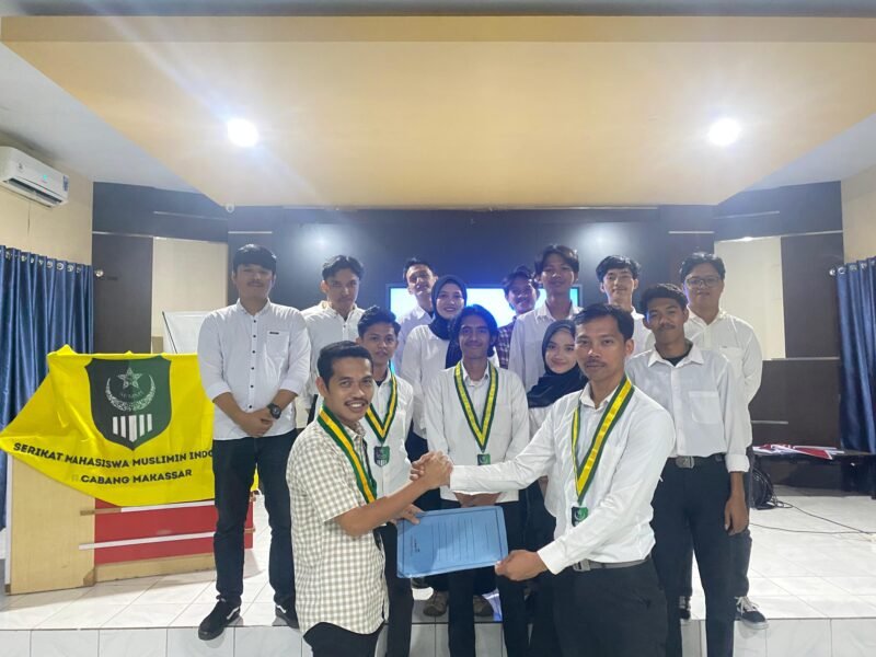 Pelantikan Serikat Mahasiswa Muslimin Indonesian Cabang Makassar.(ist)