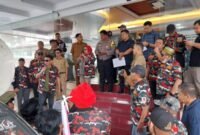 Aksi Unjuk Rasa di kantor DPRD Makassar terkati SPMB 2025. (ist)