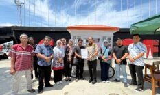 Dukung UMKM, Pemkot Makassar Gelontorkan 80 Fasilitas Gerobak untuk Pisang Epe